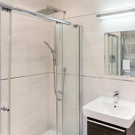 The Penthouse @ Carus Apartamento Kendal