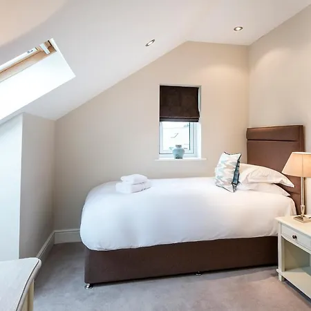 The Penthouse @ Carus Apartamento