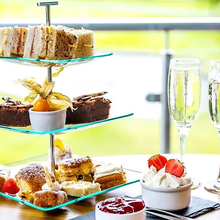 The Penthouse @ Carus * كندال