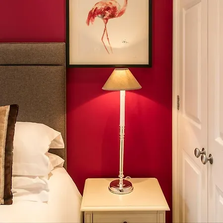 شقة The Penthouse @ Carus كندال